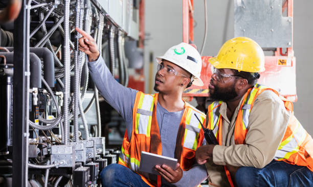 Best Residential Electrician Services  in Riverside, MO